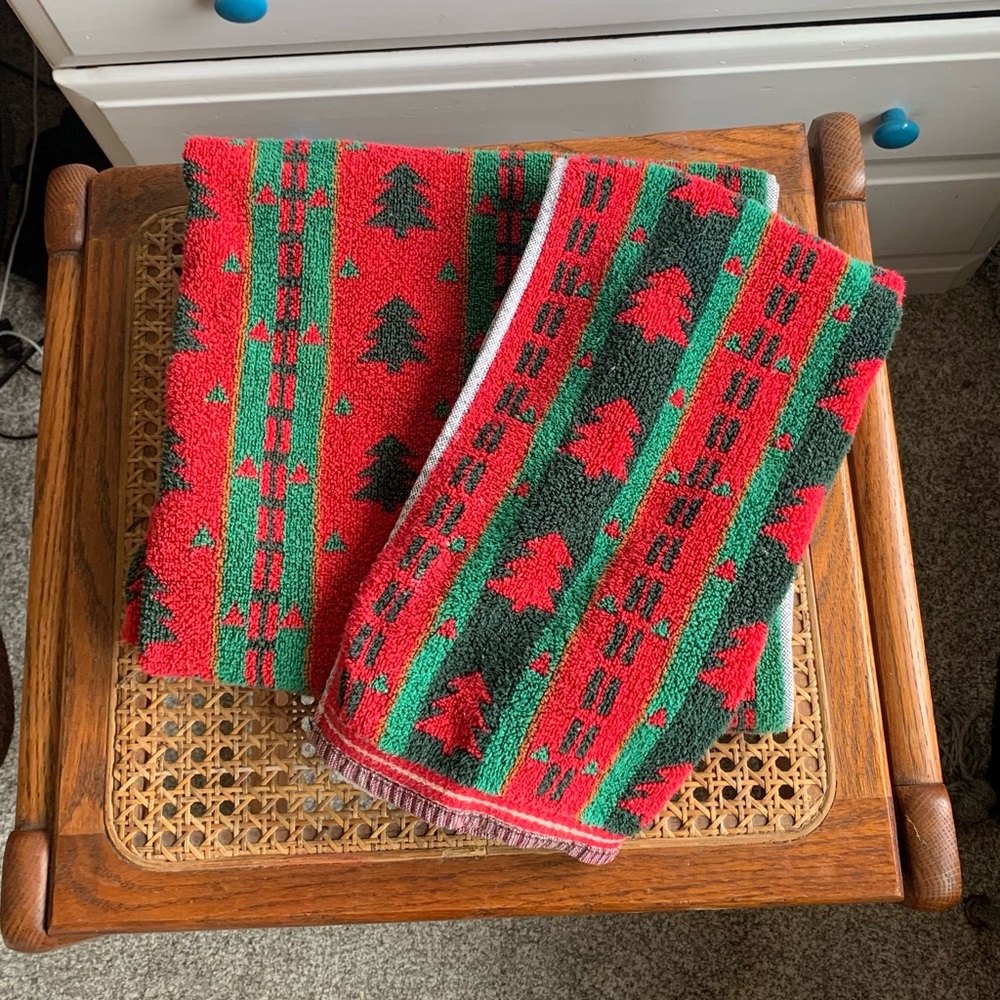 Vintage Eddie Bauer Towels